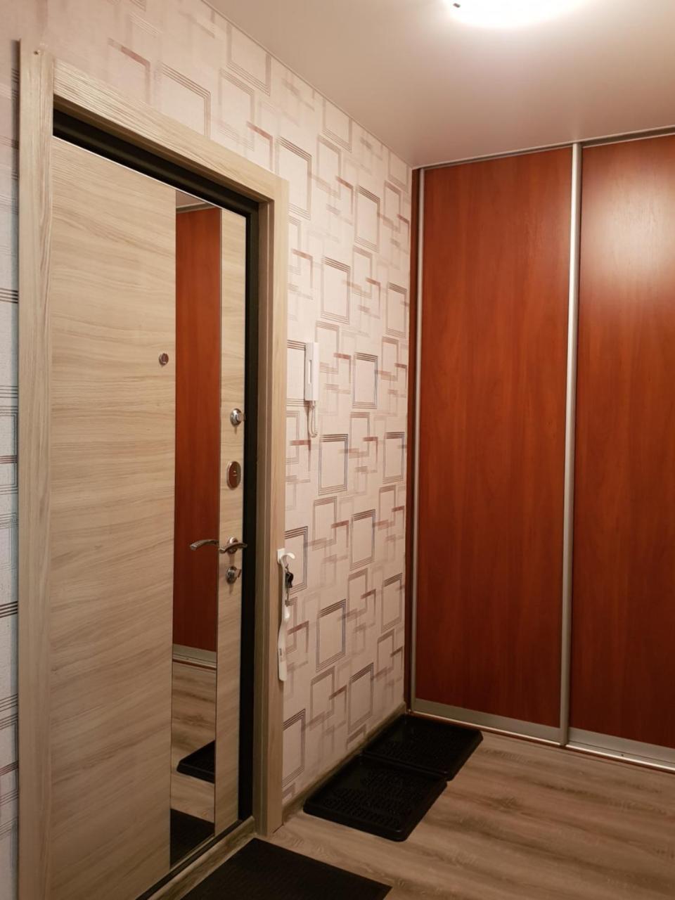 Apartment On Metro Mihalova Minsk Esterno foto